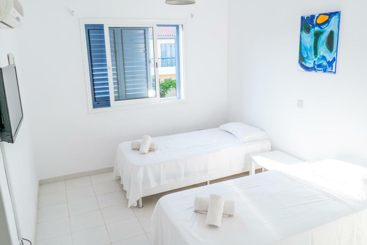 Helios Cottages Paphos 外观 照片